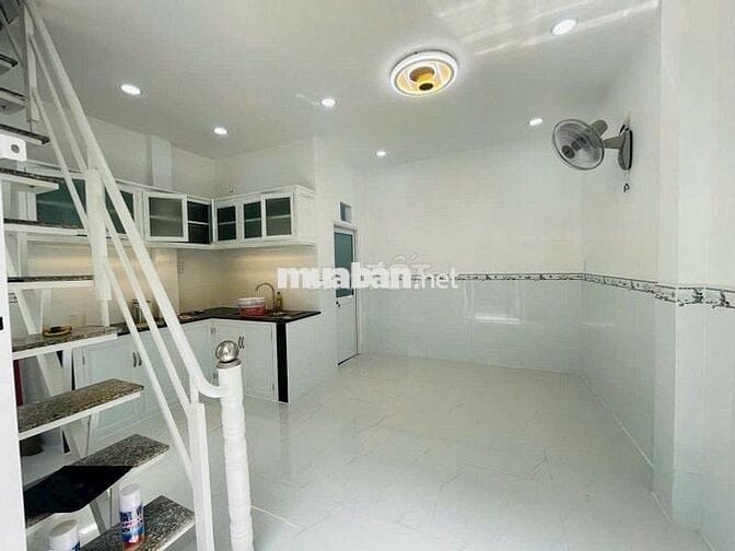 Nhà HXH 1lầu 2pn (5m x 4,5m) 1/ đường TTH-13 P-Tân thới Hiệp Q12 cũ