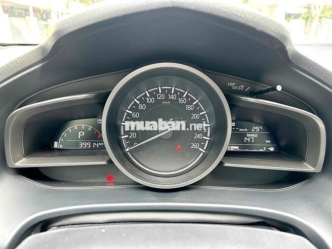 Mazda 3 2018 1.5 AT Sedan - 39000 km