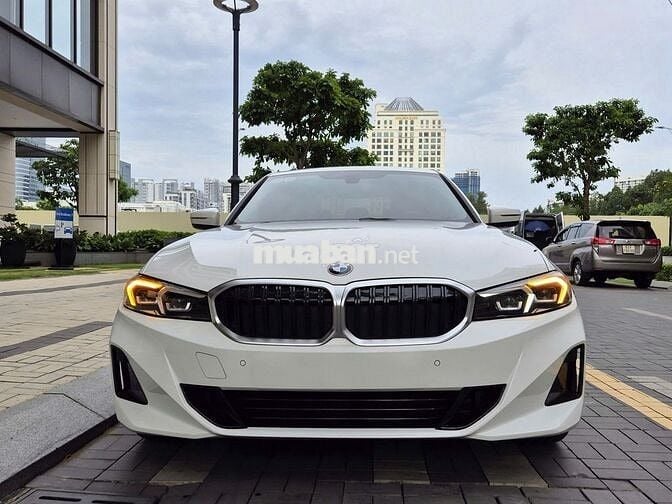BMW 320i Sportline Đăng ký 2025 - 12000 km