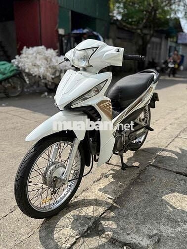 HONDA WAVE RSX 110 fi cần bán