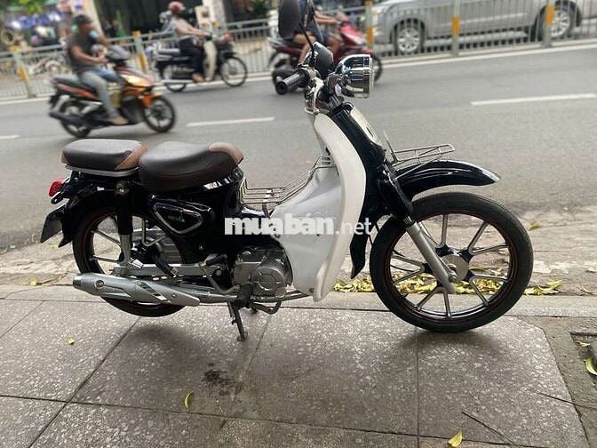 Honda Cub classic 50 cc 2022 mới 90% biển số TP