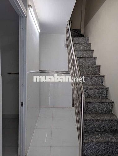 Bán nhà gần đh Công Nghiệp, giáp Bình Thạnh, 52m2, 3.9 tỉ TL