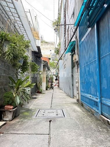 Bán nhà 4 lầu 69/8 Lê Lai, P.12, Q.Tân Bình, gần chợ bà Hoa