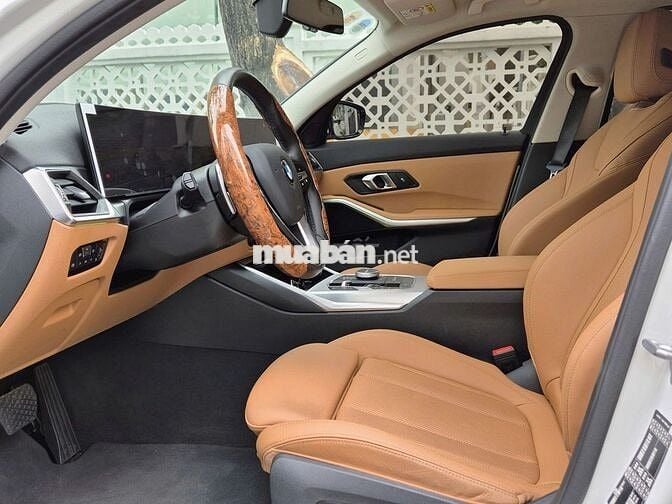 BMW 320i Sportline Đăng ký 2025 - 12000 km