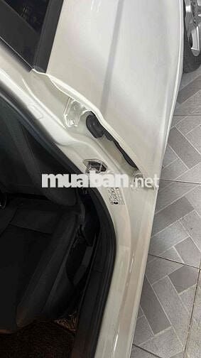 Ford Fiesta 2013 1.6 AT Hatchback - 95000 km
