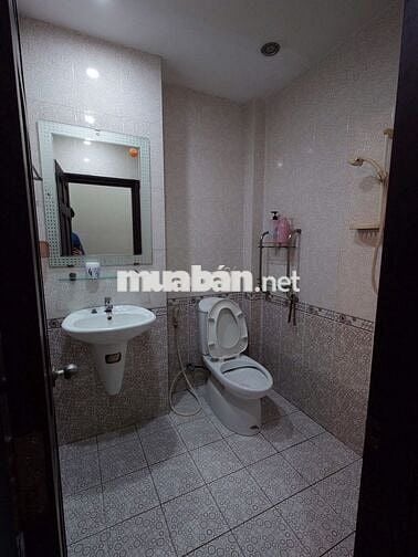 Nhà Thuê Nguyên Căn ở Phú Nhuận