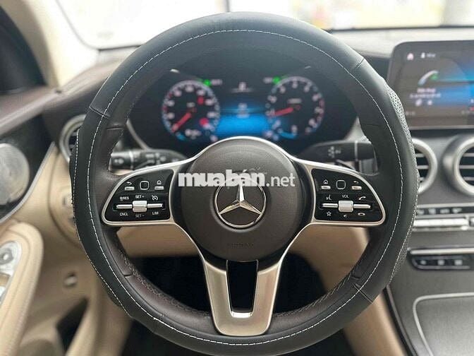 🔴 Mercedes Benz GLC 2021 300 4MATIC - 29kp km
