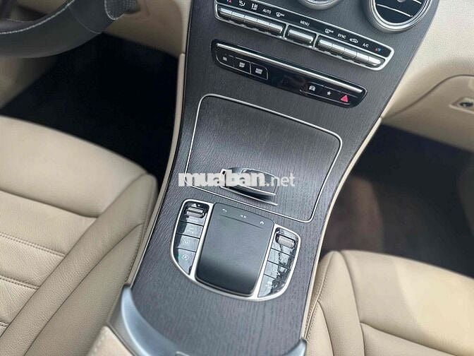 🔴 Mercedes Benz GLC 2021 300 4MATIC - 29kp km