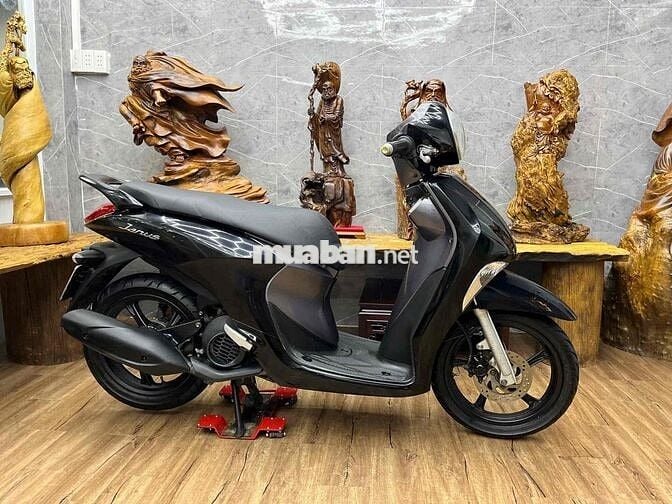 👉Janus 2016 chính chủ máy zin êm, dàn chân cứng