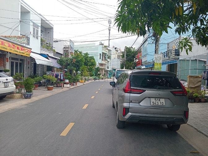 bán đất thổ cư DT 293m2 ngay trung tâm TP Long Xuyên, An Giang