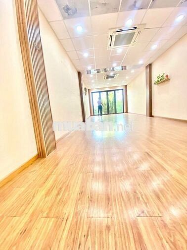 TÒA NHÀ ỐP KÍNH - 267B Phan Xích Long, Phường 7, PN - DTSD 484m2