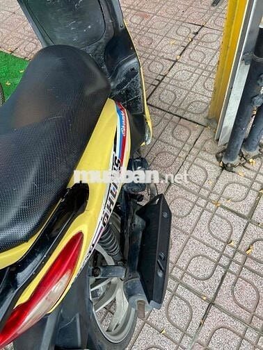 Bán xe tay ga đi tốt chạy mạnh. cà vẹt đầy đủ