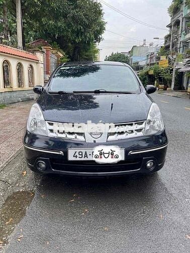 Nissan Grand livina Số tự Động 7 Chổ siu đẹp