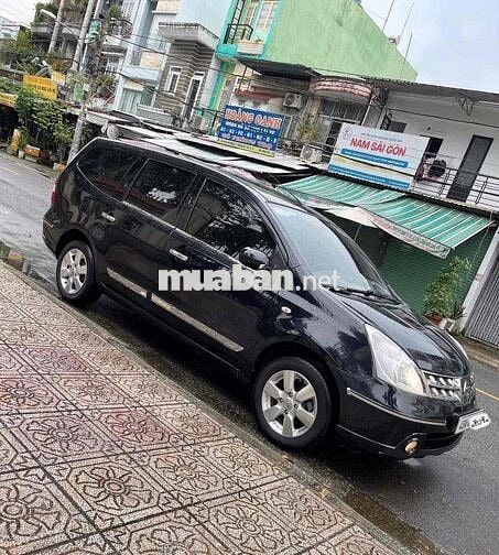 Nissan Grand livina Số tự Động 7 Chổ siu đẹp
