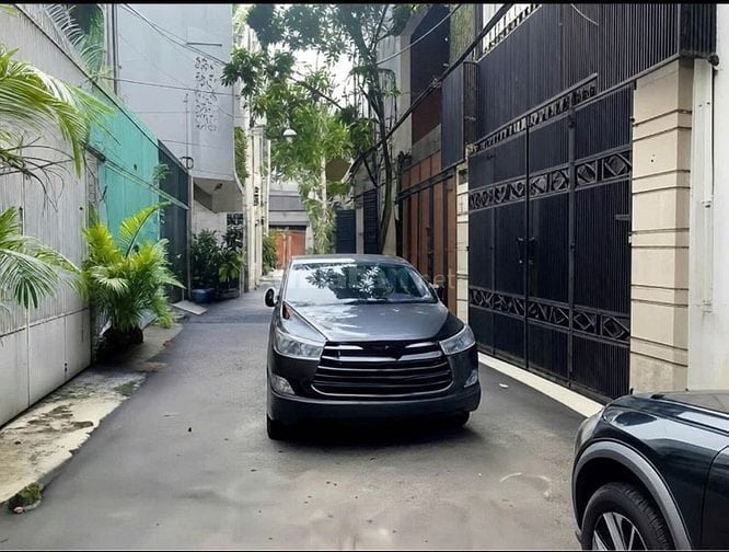 Cần tiền bán gấp nhà đường Nguyễn Đình Chiểu, Quận 3, SHR giá 3 tỷ 350
