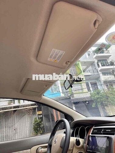 Nissan Grand livina Số tự Động 7 Chổ siu đẹp