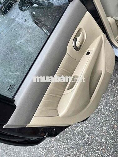Nissan Grand livina Số tự Động 7 Chổ siu đẹp
