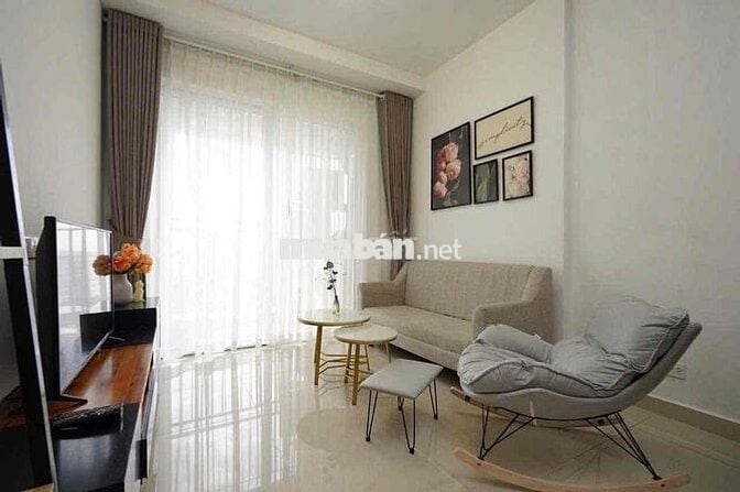 Cho thuê căn hộ ĐẸP 2PN.2WC y hình tiện nghi Golden Mansion