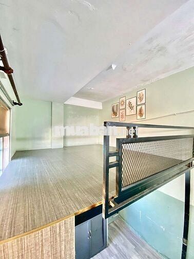 DUPLEX CỬA SỔ LỚN GIÁ RẺ GẦN IUH