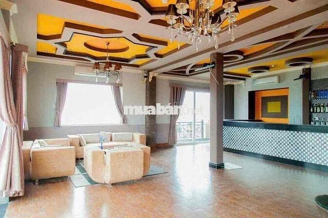 Bán Khách Sạn Mặt Tiền Tăng Bạt Hổ, P11, Bình Thạnh, 52Tỷ