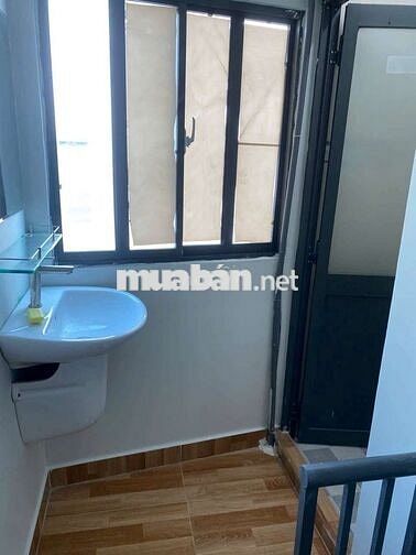 NHÀ MỚI ĐẸP 3M45X9 ĐƯỜNG TẠ QUANG BỬU. P4. Q8.