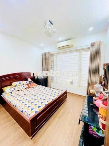 BÁN NHÀ PHÂN LÔ THỤY KHUÊ TÂY HỒ 39m 5 TẦNG MT 4m 8,8 TỶ, DÂN XÂY GẦN