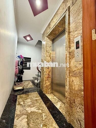 Bán nhà LẠC LONG QUÂN 50 M 7 TẦNG.THANG MÁY.OTO 7 CHỖ VÀO NHÀ.THÔNG .K