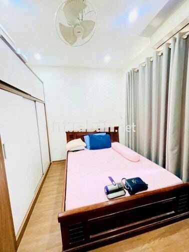BÁN NHÀ PHÂN LÔ THỤY KHUÊ TÂY HỒ 39m 5 TẦNG MT 4m 8,8 TỶ, DÂN XÂY GẦN
