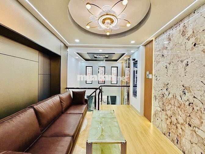 NHÀ MỚI ĐẸP LUNG LINH! Đường Thích Quảng Đức, Q.PN 5 tầng 105,7m2 sàn