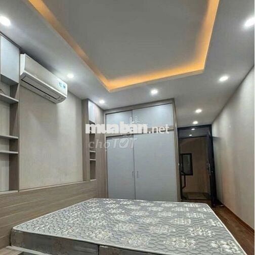 Hơn 8 tỷ có ngay phân lô Phùng Chí Kiên, 30m2, 5T-ô tô, full nội thất