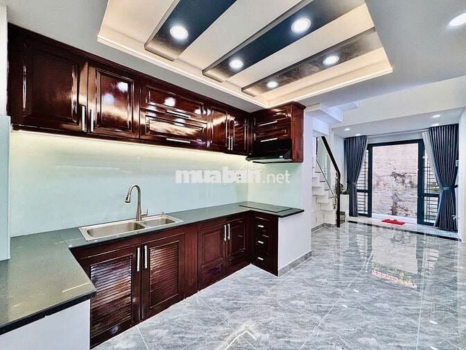 NHÀ MỚI ĐẸP LUNG LINH! Đường Thích Quảng Đức, Q.PN 5 tầng 105,7m2 sàn