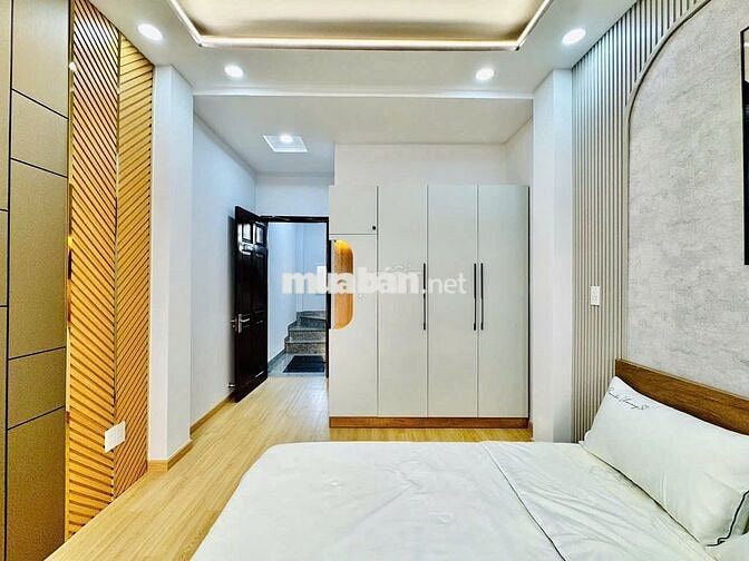 NHÀ MỚI ĐẸP LUNG LINH! Đường Thích Quảng Đức, Q.PN 5 tầng 105,7m2 sàn