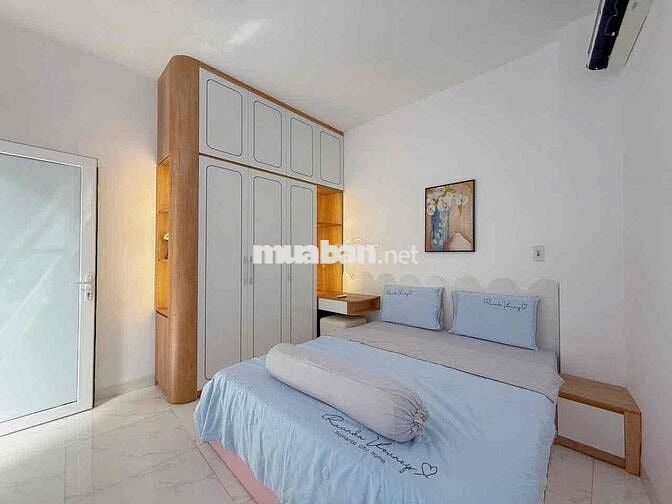 Nhà 3 tầng 3 mê hiện đại cần bán