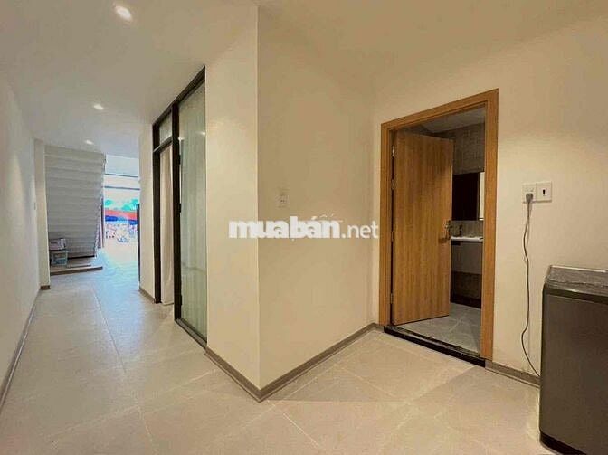 Nhà mặt Tiền đường 7m5 gần Thái Thị Bôi