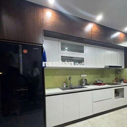 Hơn 8 tỷ có ngay phân lô Phùng Chí Kiên, 30m2, 5T-ô tô, full nội thất