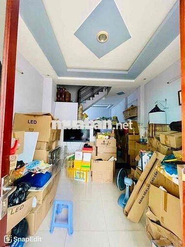nhỉnh 6..2 tỷ- có ngay nhà 2 Tầng -hxh thông - gần Đầm sen- dt 44..m2