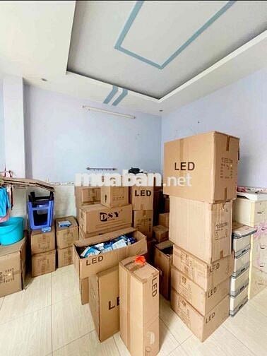 nhỉnh 6..2 tỷ- có ngay nhà 2 Tầng -hxh thông - gần Đầm sen- dt 44..m2