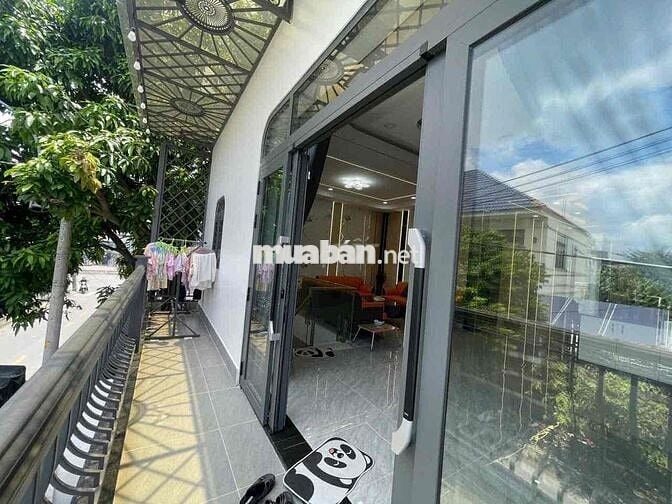 Nhà trên mặt tiền đường ttt9 cách đặng thúc vịnh 50 m