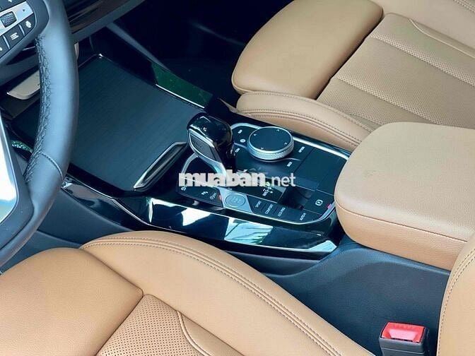 BMW X3 2024 sDrive20i Trắng Nâu - 13000 km
