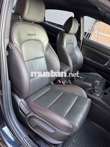 Hyundai Elantra 2019 1.6AT Sport - 50000 km