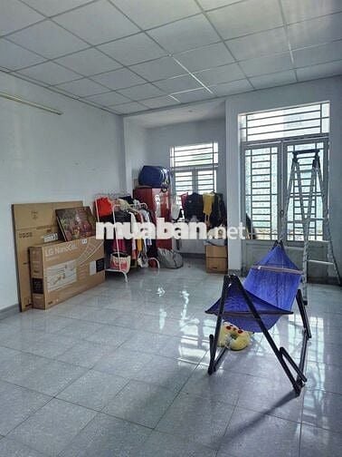 Nhà 2 Lầu Đúc Kiên Cố Mặt Đường Lớn Nguyễn Thị Thơi P. Hiệp Thành Q12