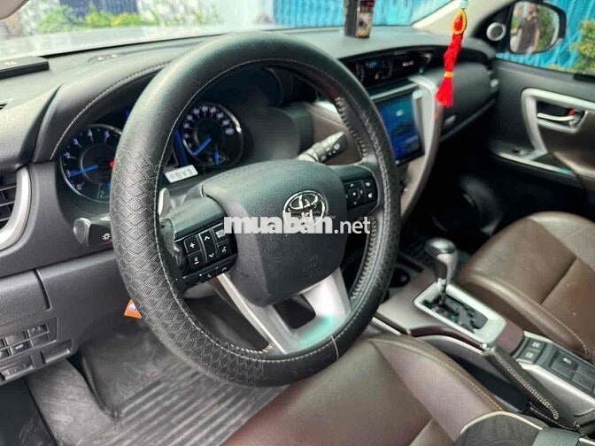 Toyota Fortuner 2018 2.7V 4x2 AT - 45000 km