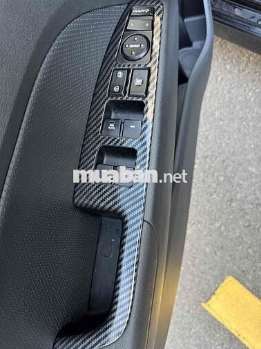 Hyundai Elantra 2019 1.6AT Sport - 50000 km