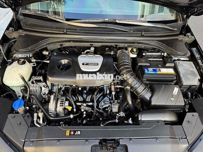 Hyundai Elantra 2019 1.6AT Sport - 50000 km