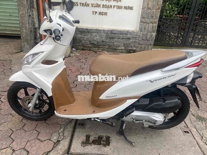 Xe Vision trắng chính chủ