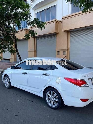 Hyundai Accent 2016 1.4 MT nhập Hàn nguyên chiếc