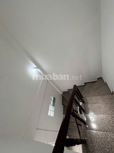 Bán nhà MT Hẻm 8m Bạch Mã Khu Bắc Hải Q.10 - 3M X 7M - GIÁ CHỈ 5,1 TỈ