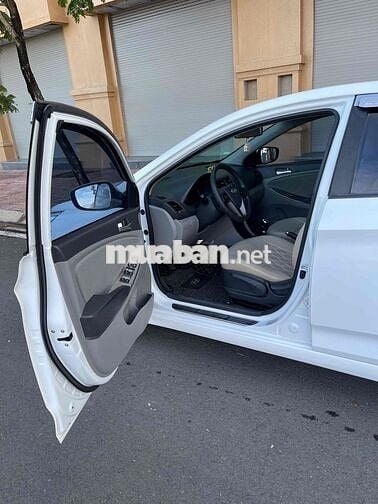 Hyundai Accent 2016 1.4 MT nhập Hàn nguyên chiếc