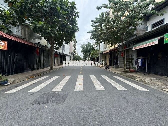 Tân Phú- MTKD Lô Góc ~40m2- 4.8 tỉ TL