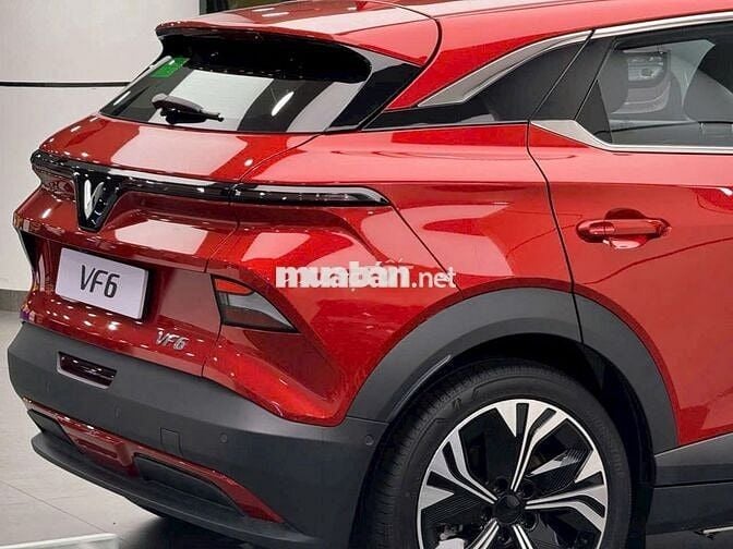 VINFAST VF6 ƯU ĐÃI XE XE XĂNG SANG ĐIỆN TỔNG 60 TR